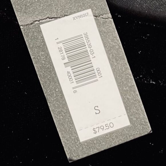 💠 Banana Republic Black Velvet High-Low Short Sleeve Hem Holiday Top Size S - Picture 4 of 13